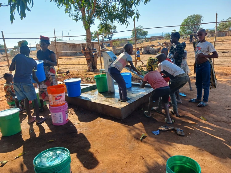 Venenntete vandilodya kulambwalela medi na shima sha vapatile