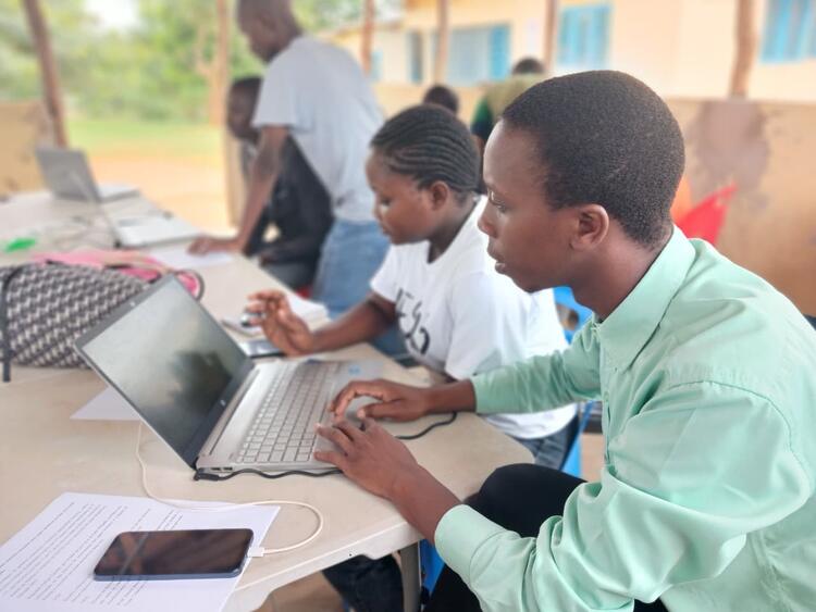 Vamadengo va Radio Wimbe vandipata mapundisho la komputadoli